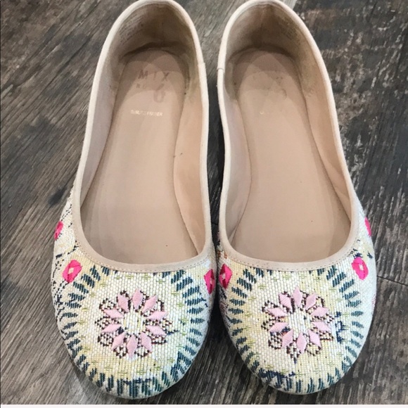 Mix No. 6 Dallilah Tapestry Ballet Flats - Picture 2 of 8